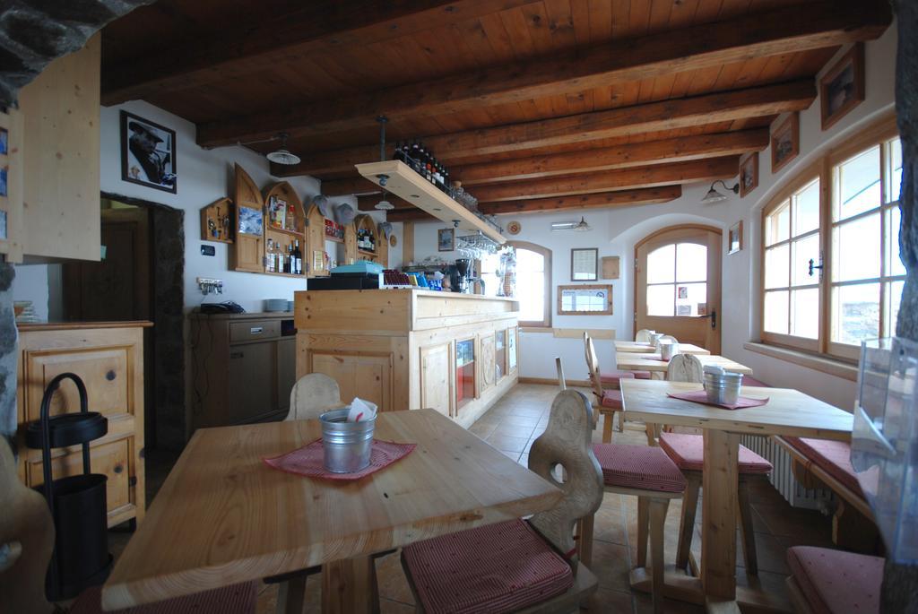 Rifugio Garibaldi 호텔 파소 스텔비오 외부 사진