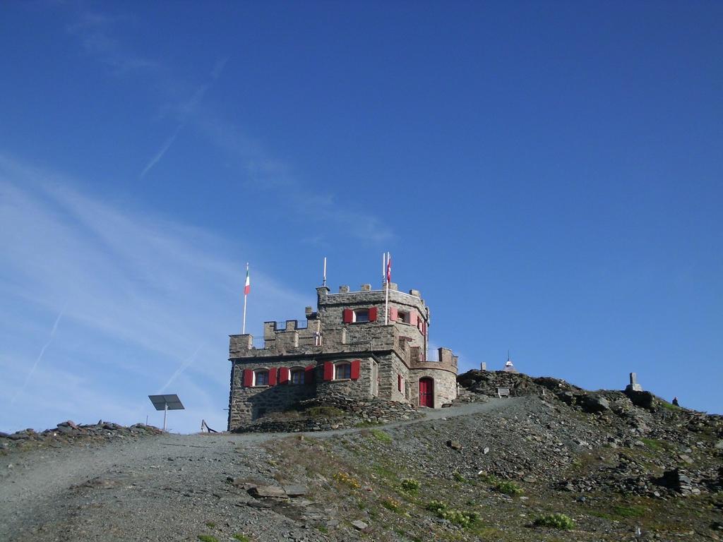 Rifugio Garibaldi 호텔 파소 스텔비오 외부 사진
