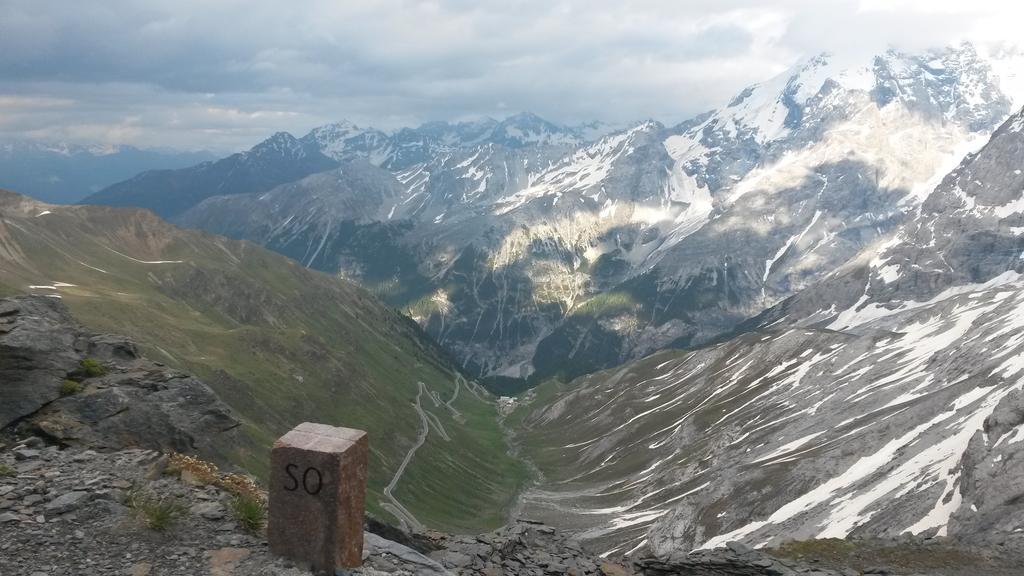 Rifugio Garibaldi 호텔 파소 스텔비오 외부 사진