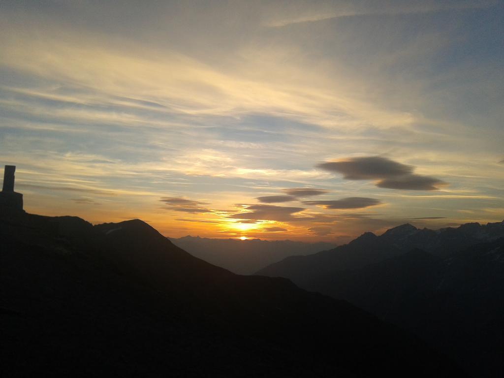 Rifugio Garibaldi 호텔 파소 스텔비오 외부 사진