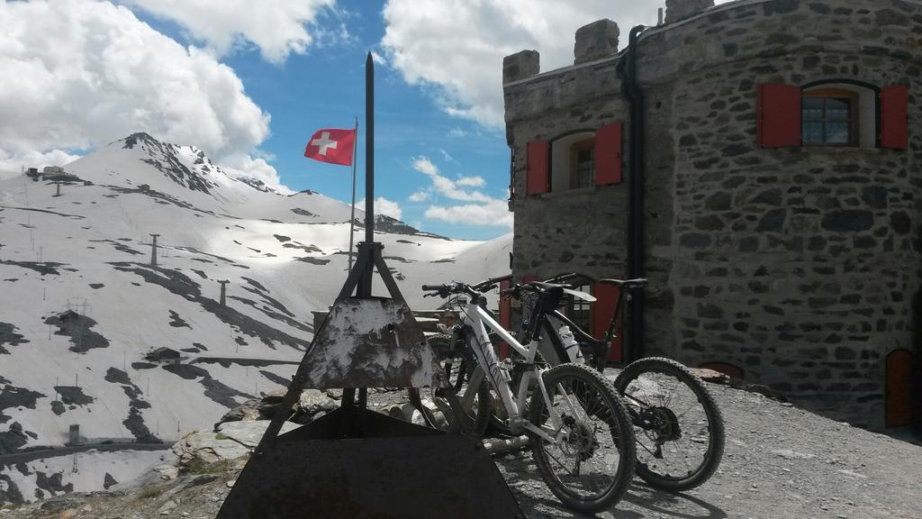 Rifugio Garibaldi 호텔 파소 스텔비오 외부 사진