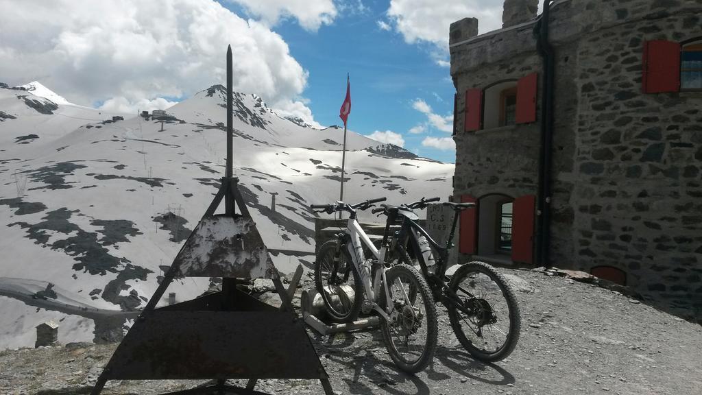 Rifugio Garibaldi 호텔 파소 스텔비오 외부 사진