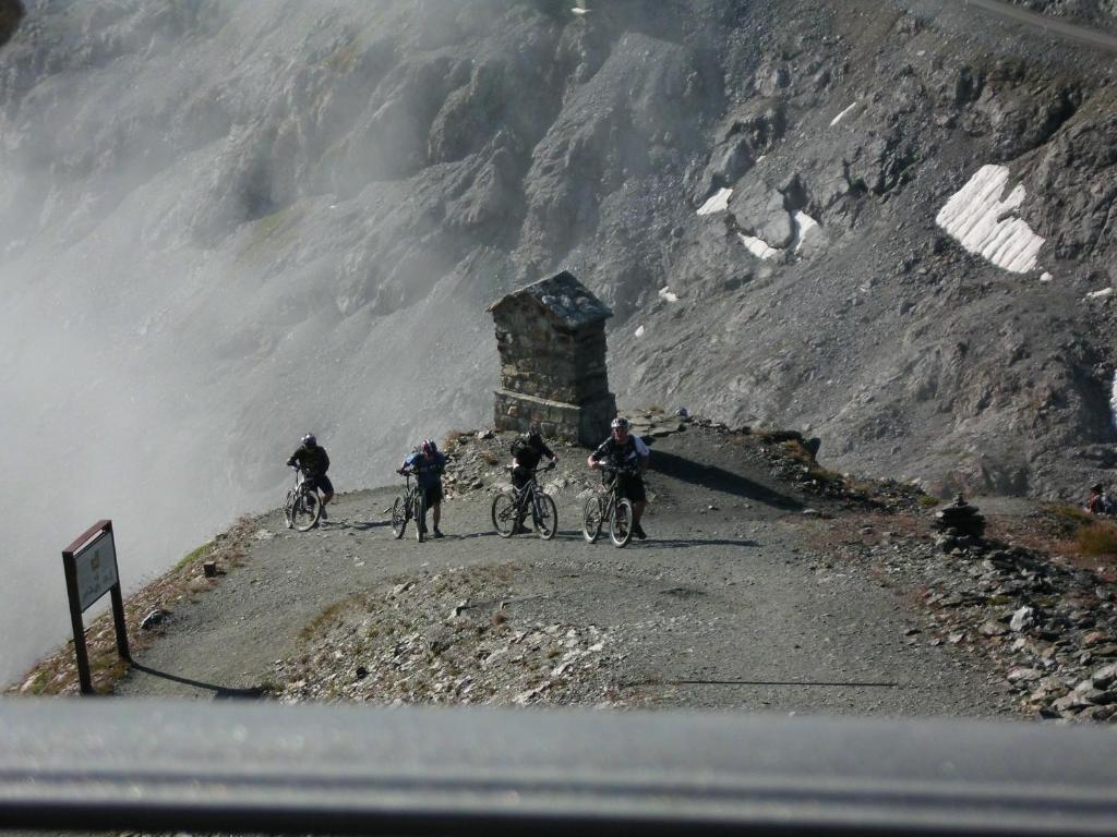 Rifugio Garibaldi 호텔 파소 스텔비오 외부 사진