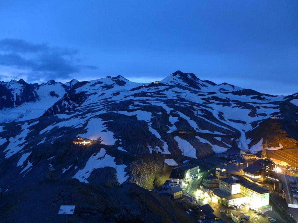 Rifugio Garibaldi 호텔 파소 스텔비오 외부 사진